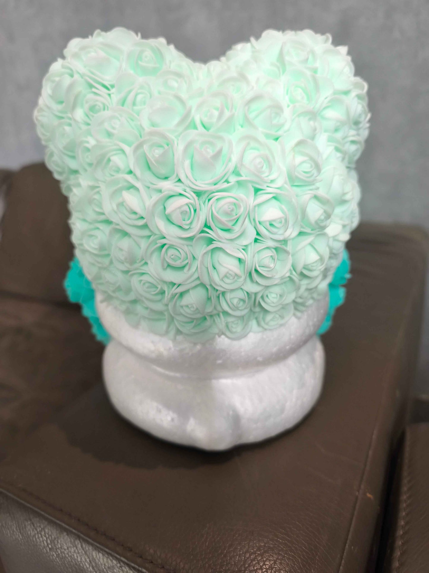 Bloemenbeer Mintgroen - groen Handgemaakt 30 cm zonder Accessoires