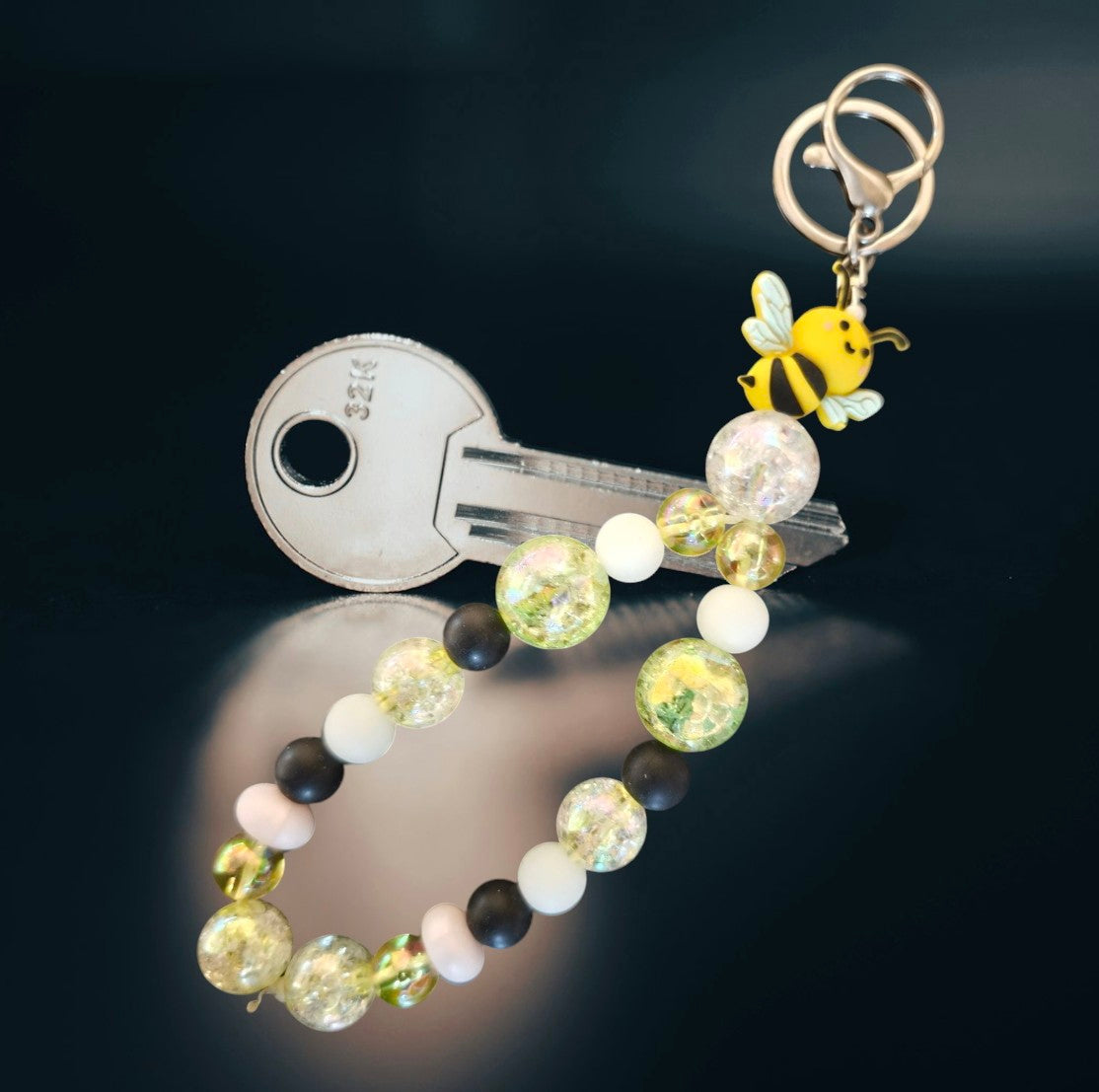 Handgemaakte acryl/ siliconen kralen sleutelhanger