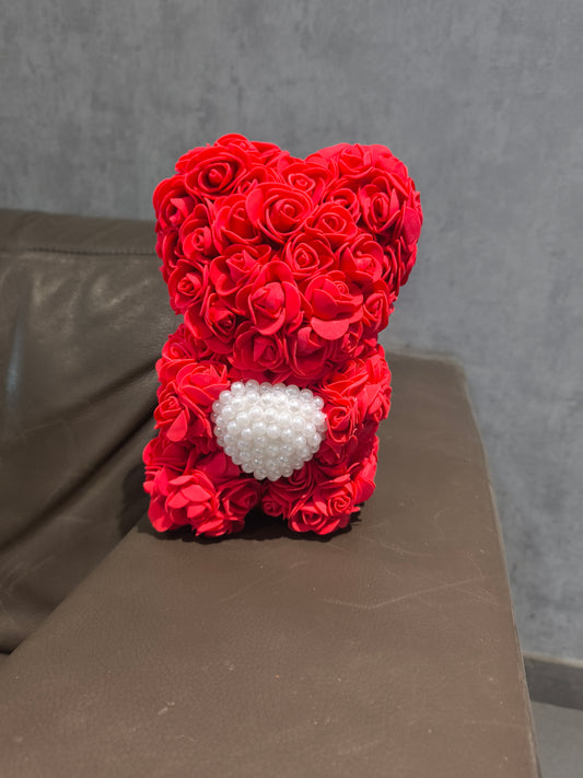 Romantische bloemenbeer met parels – handgemaakt, 25 cm, het perfecte cadeau