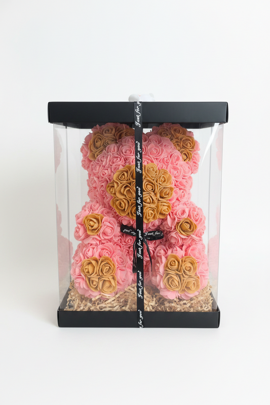 Roze Bloemenbeer Handgemaakt 30 cm – Een Blijvende Herinnering voor Elke Gelegenheid