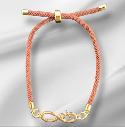 Bracelet en nylon fait main avec breloque infini