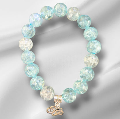 Bracelet fait main avec breloque