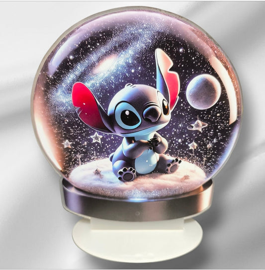 2D Acryl Stitch Ornament – Flat Design