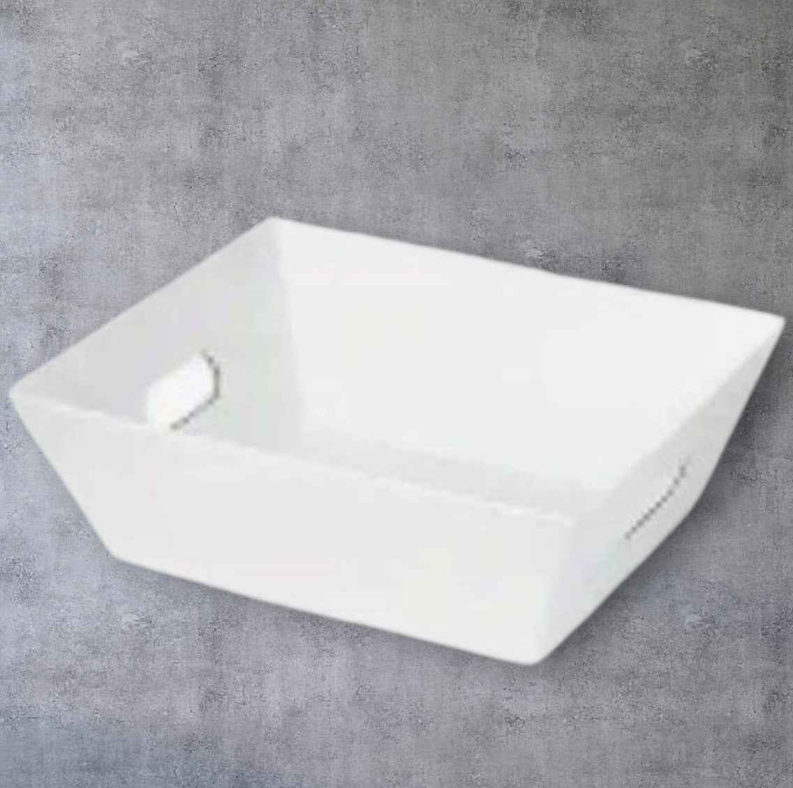 Stevige witte kartonnen geschenkmand
