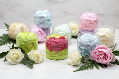 whipped cream soap: Strawberry & kiwi