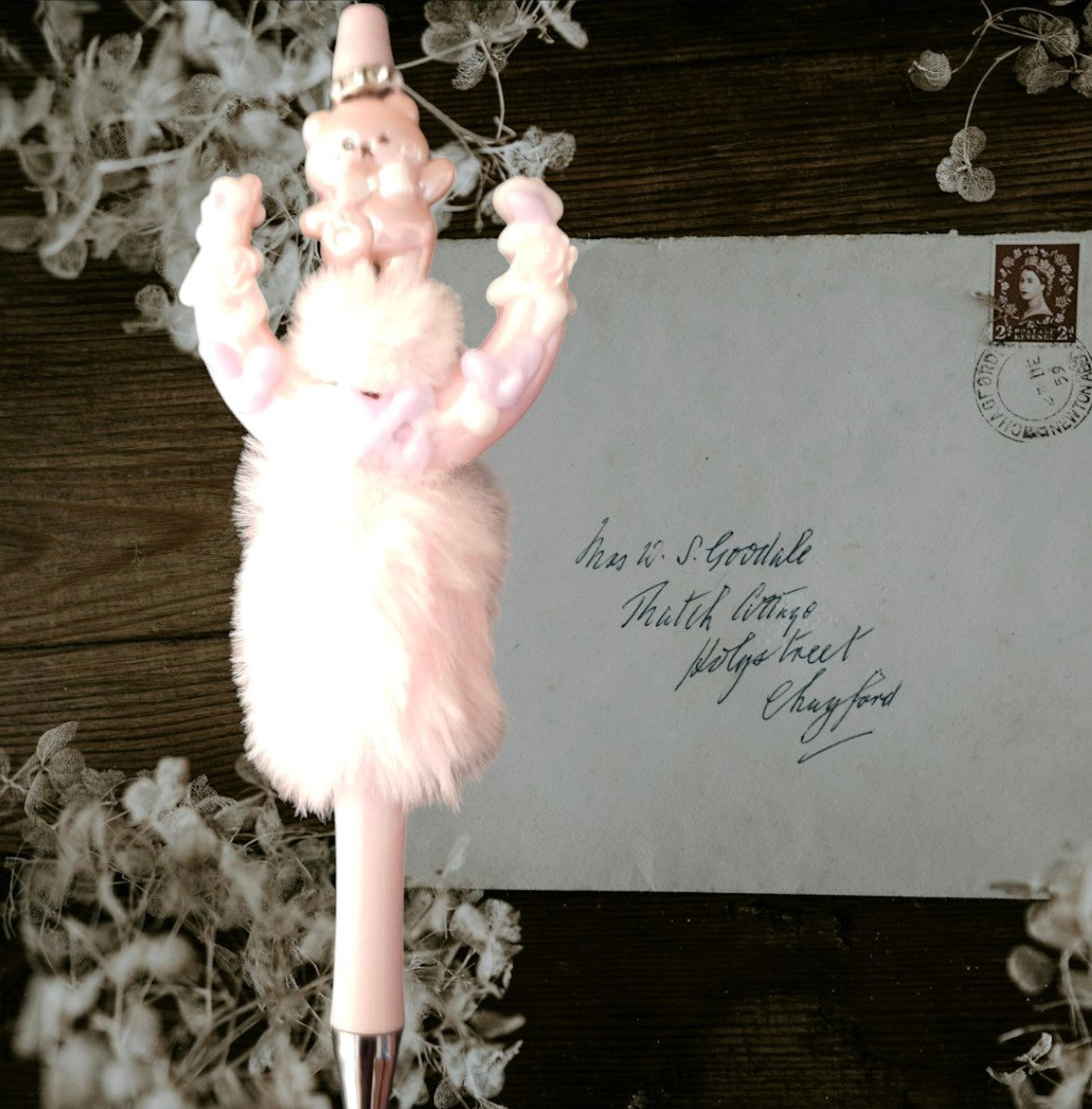 Fluffy luxury pens with beads,